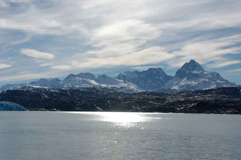 Argentina 055 - parque nacional de los glaciares - lago Argentino.jpg